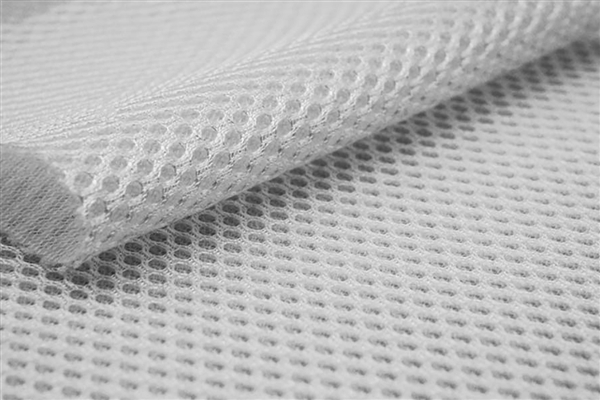 3D - Colore Bianco - H 220 Gr. 180 - Ml. 50 a Rotolo 